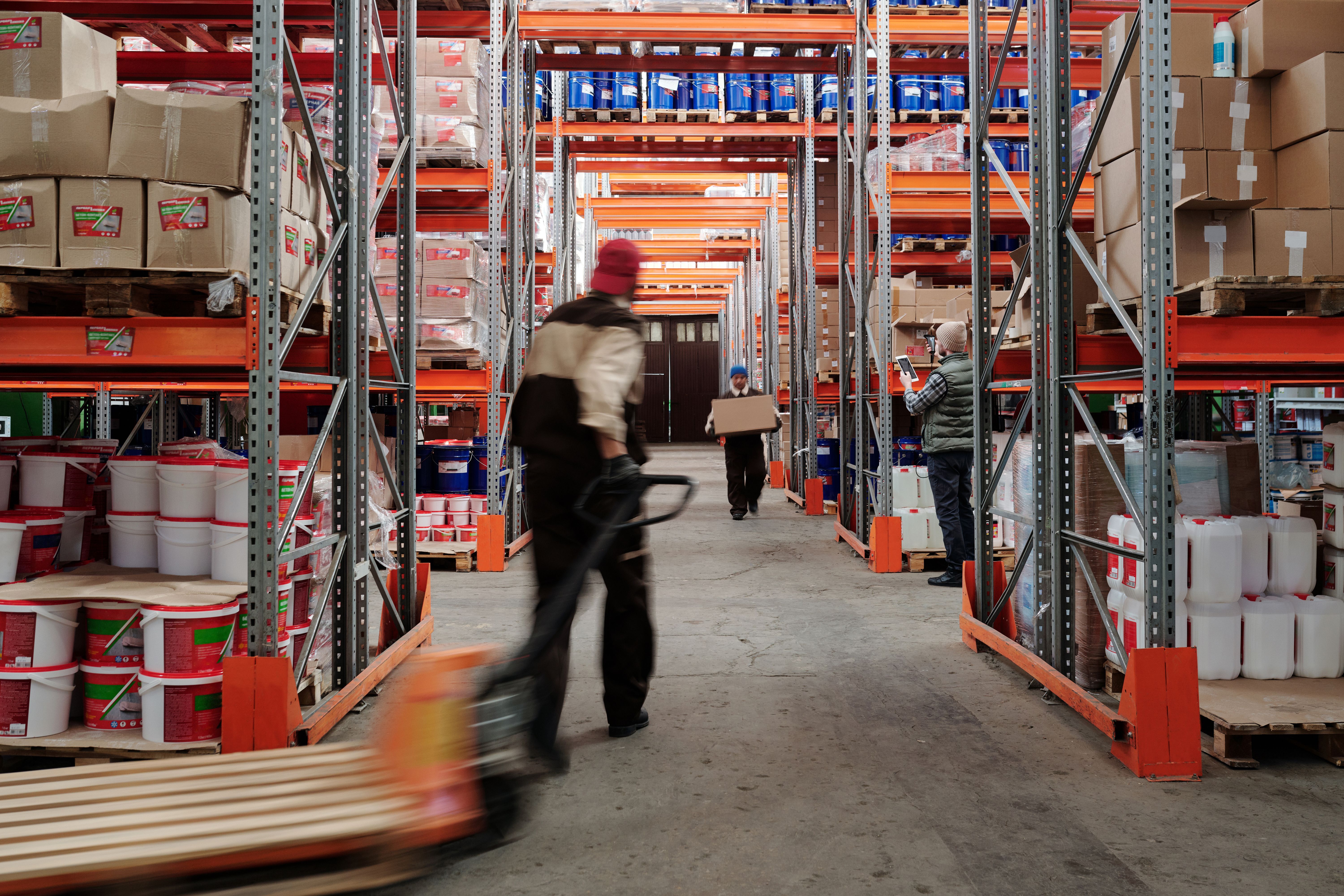 Logistics & Warehousing