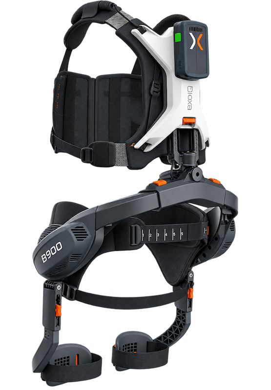 B900